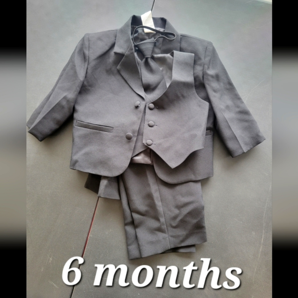 Boys 3-Piece Suit with Tie - 6 Month